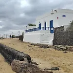 Casa La Playa Con Terraza A Pie De La Playa Дом отдыха